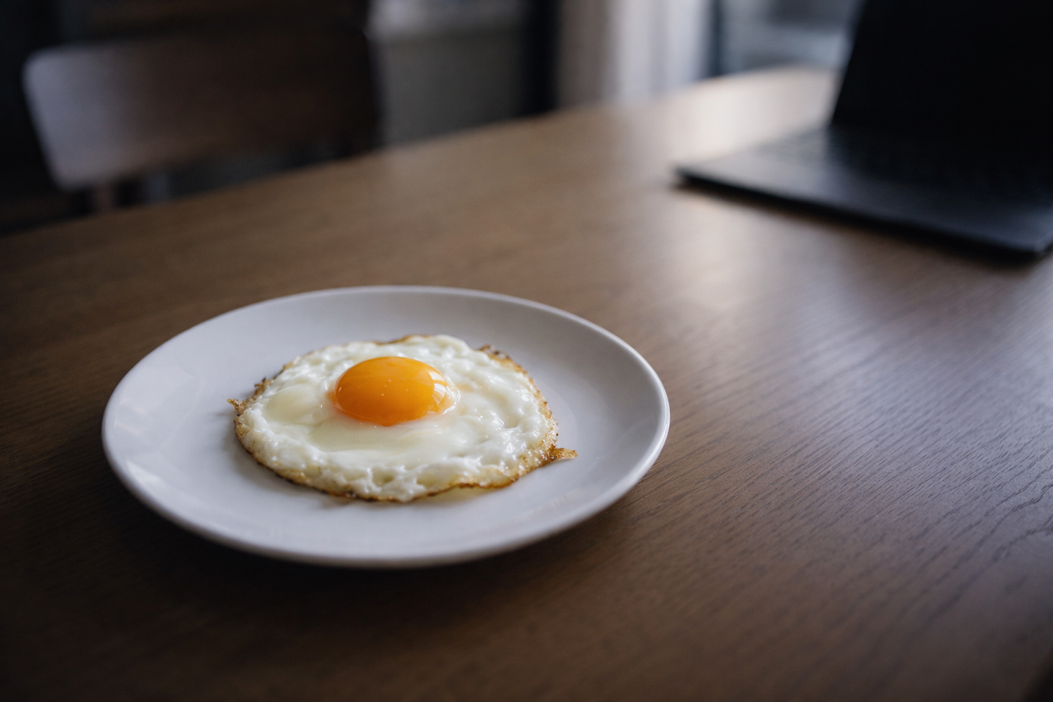 계란 상했는지 모르고 먹었는데 배가 살짝 불편합니다